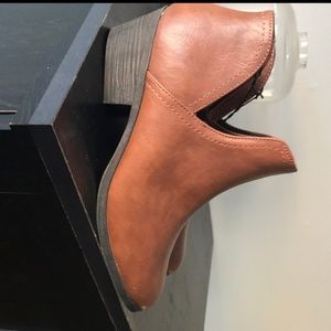 Women's Low Cut Booties